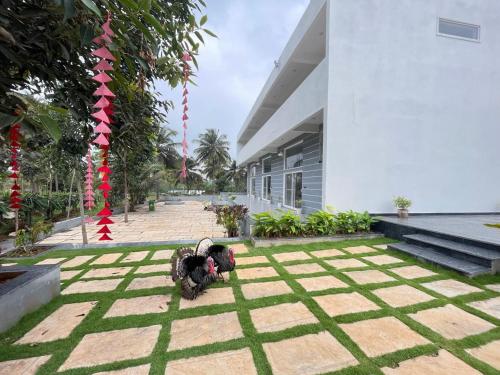 Aari farms near Innovative Film City