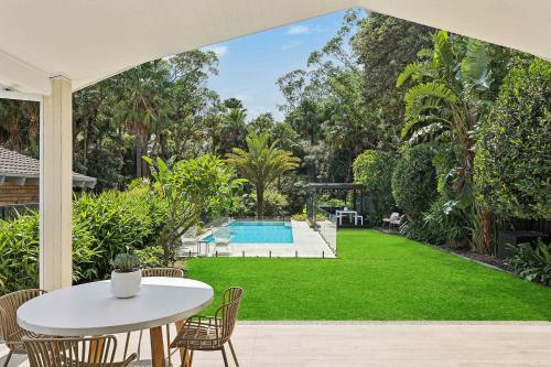Cove Beach House by Coast Hosting in Umina Beach