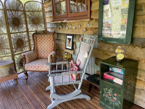 Létesítmények, Oskar's Shepherd's Hut at Snug Hollow in Old Bolingbroke