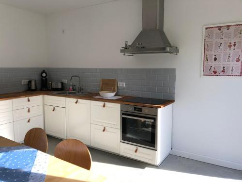 Ferienwohnung Alte Schmiede mit Gutspark in Rambin