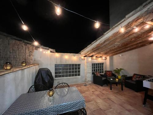 Erkély/terasz, 15min de Alquezar I Casa Felix Amplio Apt 2Hab, Gran Terraza & BBQ, Abiego in Abiego