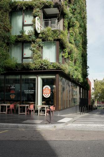 La Belle Ville - image 5