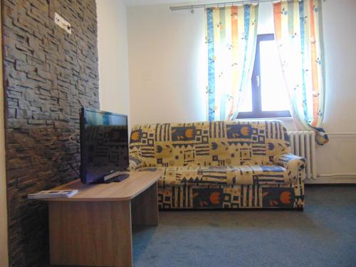 Hotel Isora - image 9