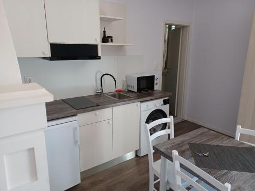 JR Luxury Guesthouse, Split (photo 8)