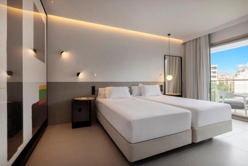 Hotel HM Jaime III near Es Baluard Museu d'Art Modern i Contemporani de Palma