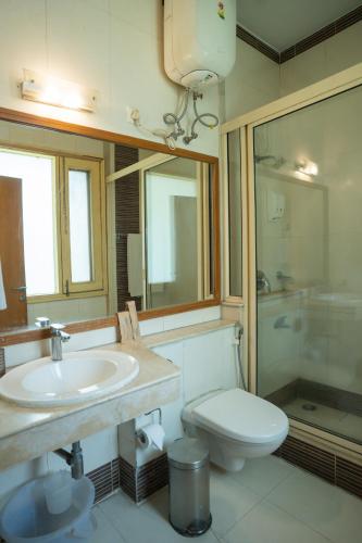 Luxury Double Room image 2