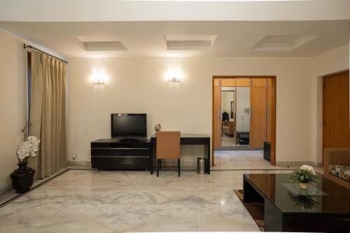 Luxury Double Room image 8