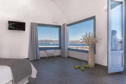 Apanemo Hotel & Suites - image 3