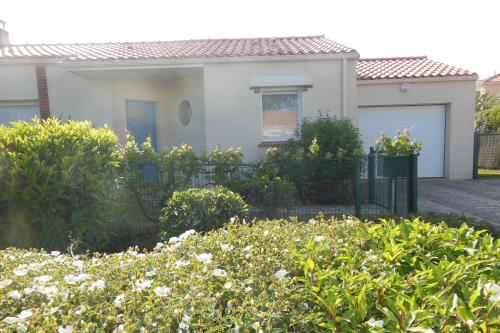 La Retzienne - Parking - Jardin in Les Moutiers-en-Retz