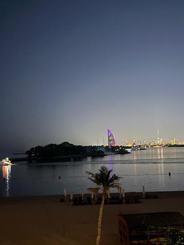 1 BHK Palm Jumeirah Sea View Al Sultana Shoreline, Dubai (Foto 3)