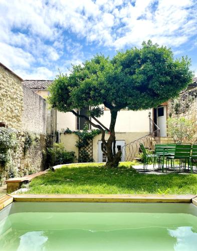 Joli Studio Dépendance Lectoure Intra-muros - Location saisonnière - Lectoure