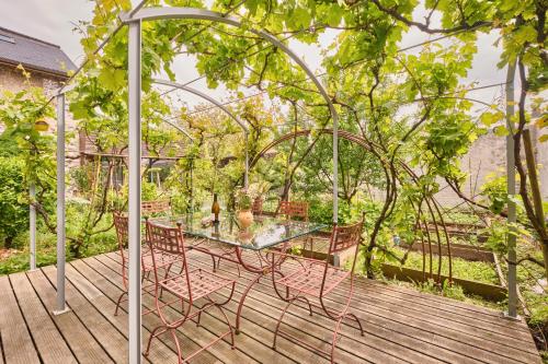 Chateau De Merande gîte à louer Rongère