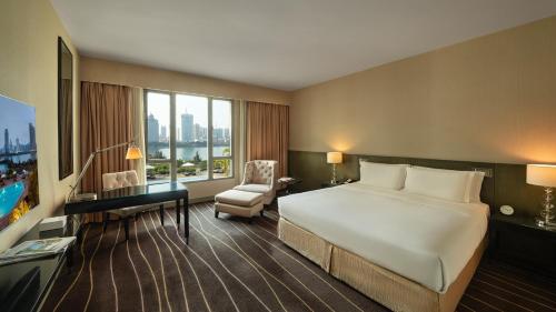 Deluxe Lake View King Room room in Marco Polo Xiamen
