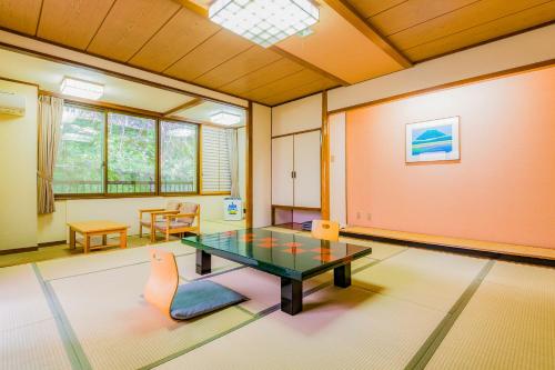 Japanese-Style Room
