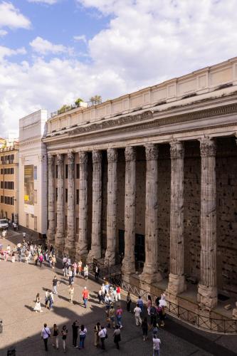 Spiriti Home Apartment 2, New Opening Piazza di Pietra, Rome (photo 2)