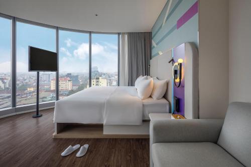 Tru by Hilton Hanoi Station near Thong Nhat Park
