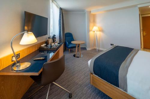 Executive Double Room with Sea View image 4