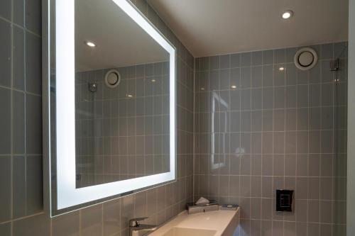 Executive Twin Room With Sea View image 5