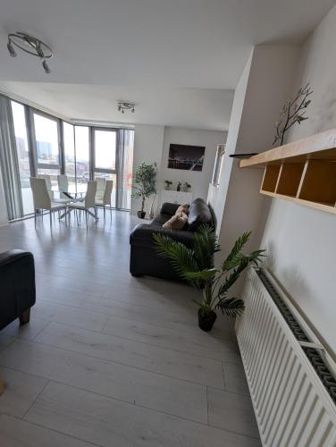 Glasgow City Centre Waterfront Apartment, Glasgow (photo 10)