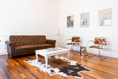 - DUOMO -Luxury Design Apartment, Mediolan