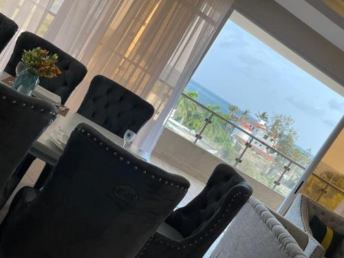 Ocean view 3br four beds , 2nd avenue nyali,behind city mall and nyali centre in Mombasa