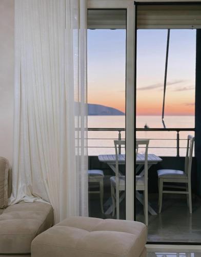 Solé Apartment Marina 2- Two bedroom family - image 4