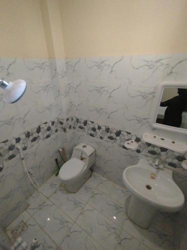 Economy Double Room room in Hotel Crown Plaza Near Karachi Airport Darul sehat Hospital Dow Agha khan and Liaqat Hospital