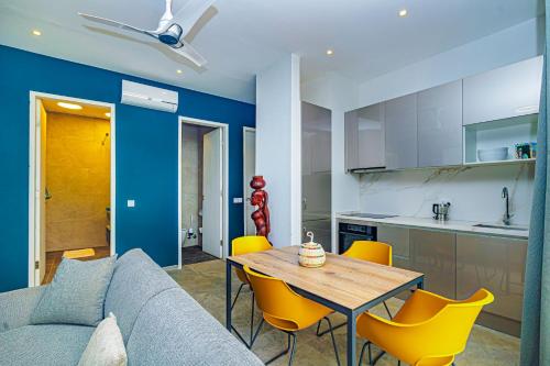 Kitchen, The Edge in Bijilo