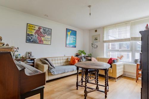 Characterful 1 Bedroom Flat Close to DLR, Londýn (fotografie 8)