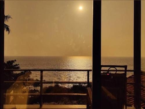 Deluxe Double Room with Sea View image 1