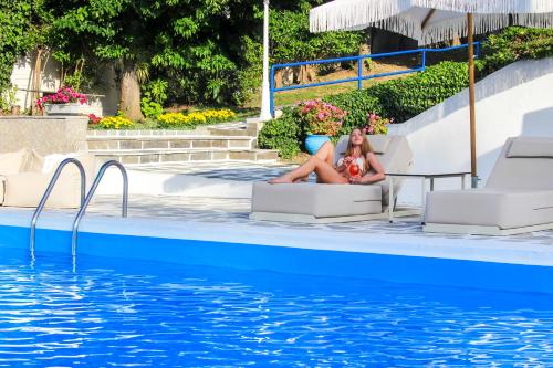 Theo Bungalows - image 2