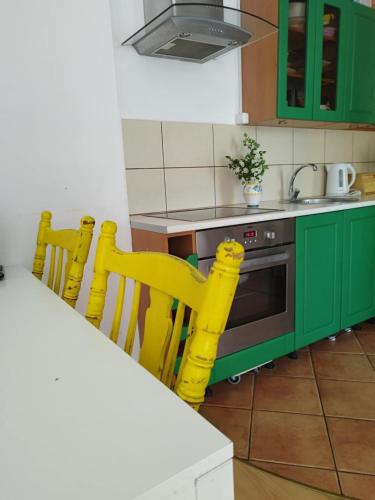 Przytulne mieszkanie pod jaśminem (Przytulne mieszkanie pod jasminem) in 姆龍戈沃