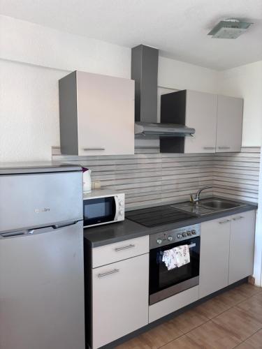 Apartmani Dva Galeba in เซลีนา