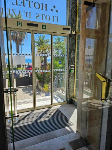 Hotel Flots d'Azur - image 9