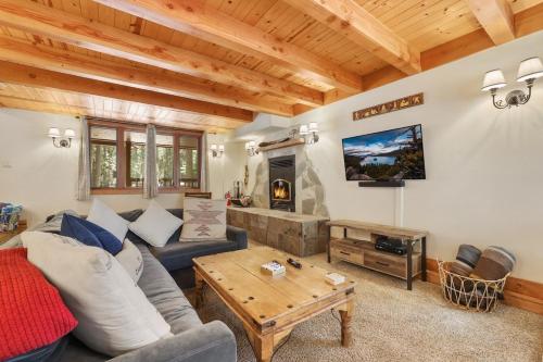 WSH1030 - Camp Westwater home in Meeks Bay (CA)