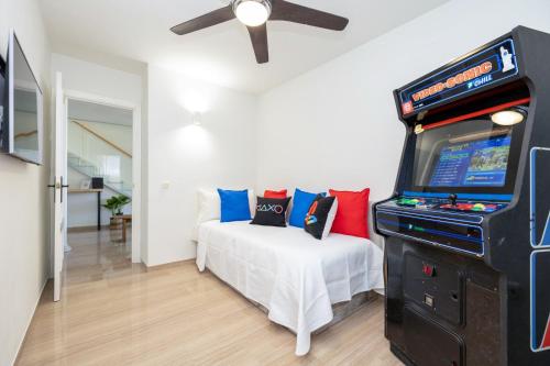 Apartment with Terrace image 7