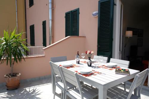 YOURHOMEINLUCCA La Terrazza