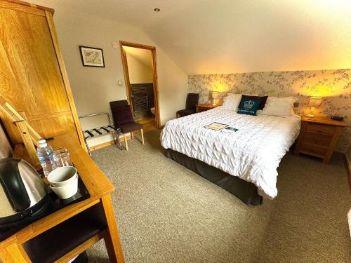 1 queen bed