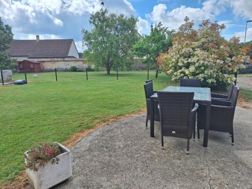 L'Auberge de la fontaine in Fontaine Sous Jouy