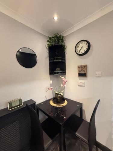 Létesítmények, Studio C - Newly renovated private 1 bed studio near Trent Bridge Cricket Ground and National Water  in Gamston