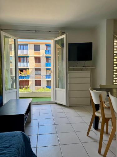 Provencal City Center Getaway near Lords Traiteur
