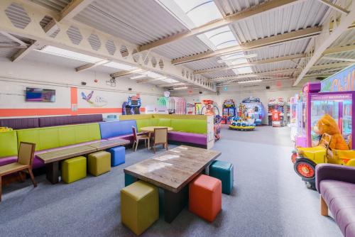 กิจกรรม, Hotel Killarney in คิลลาร์นีย์