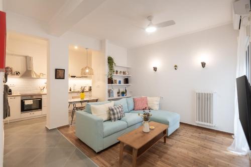 1BR Next to Metro Modern Comfort - image 14
