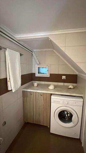 Petriya Kontias in 康蒂亞斯 (利姆諾斯)