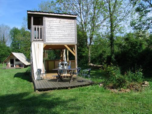 Viesnīcas āriene, Orchid Lodge-The Good Life in France in La Chapelle-Thémer