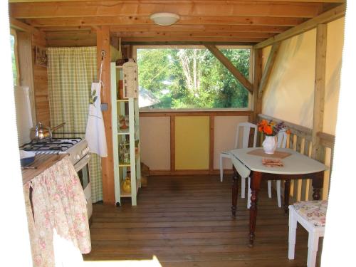 virtuve, Orchid Lodge-The Good Life in France in La Chapelle-Thémer