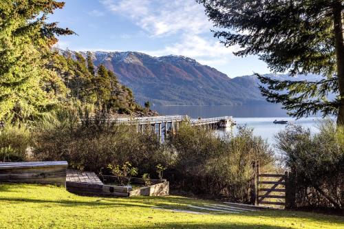 Beach, BOG Casa Inalafquen - con costa de lago in Villa la Angostura