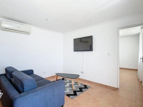 Maison 50m2 dans propriété privée à 20 minutes de la mer, Marseille (photo 9)
