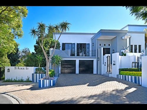 Exterior view of Kilima Franschhoek