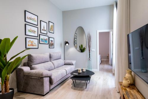 セビリア RentalSevilla Plaza de San Quintin II 3つ星 シングルルーム スイート